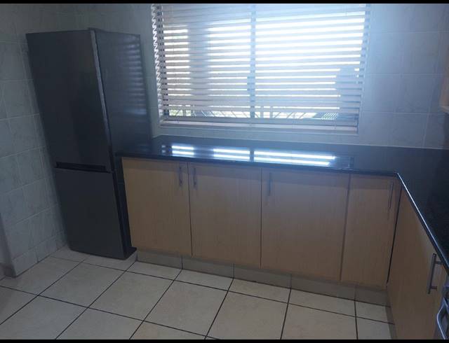 4 BEDROOM SECTIONAL TITLE FOR SALE IN SHELLY BEACH